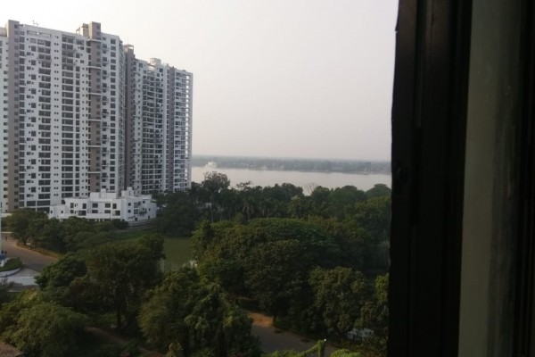 2bhk residential complex in batanagar